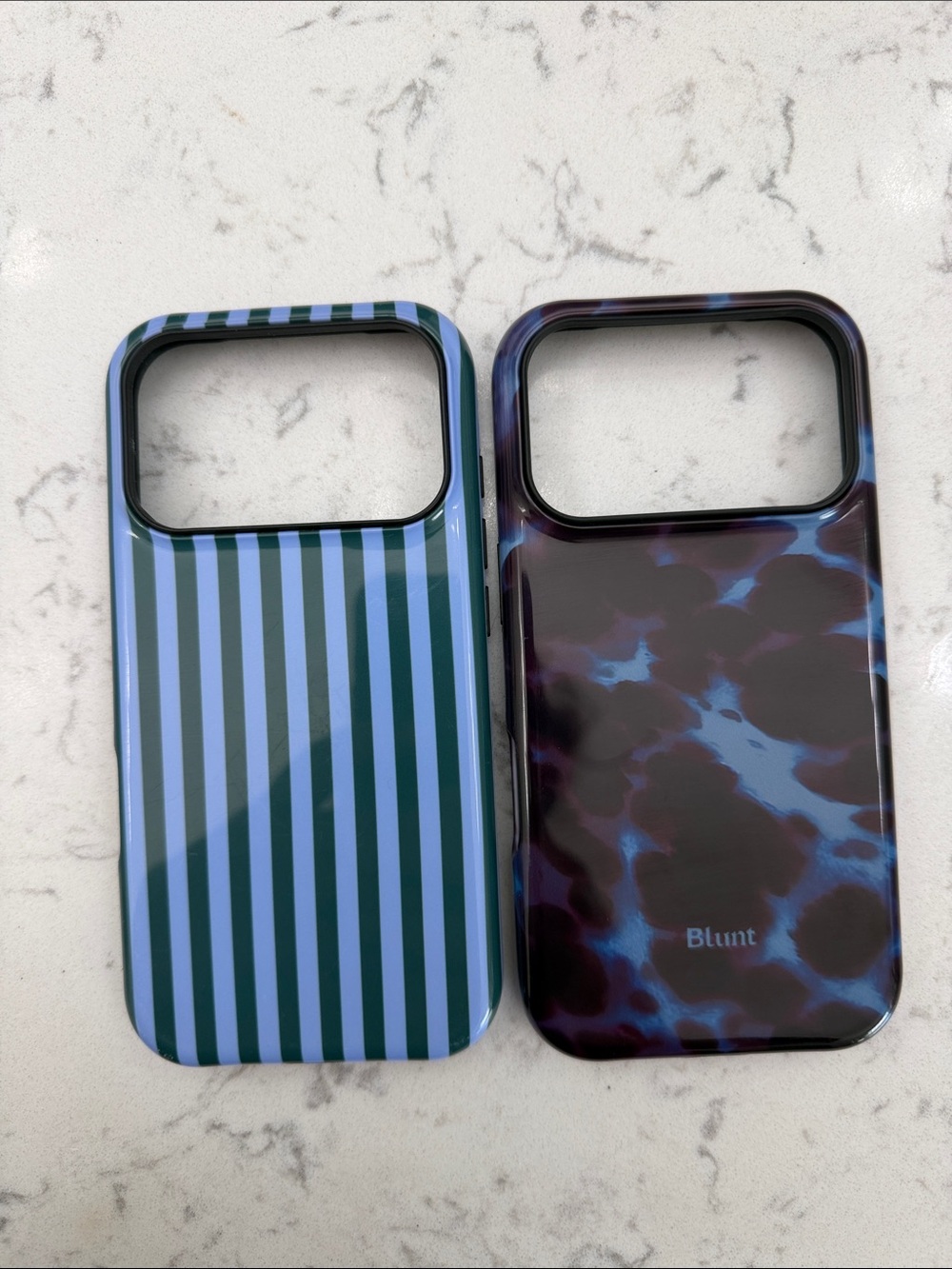 Bundle of two iPhone 17 Pro cases